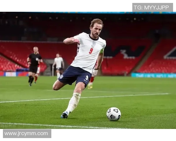 湖人队新核心斯特林布朗表现抢眼,球队迎来开门红 湖人队新核心斯特林布朗表现抢眼,球队迎来开门红